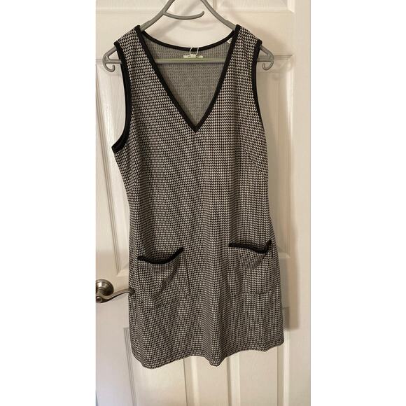 NWT Max Studio Houndstooth pattern V-neck black & white mini dress, size large - Picture 1 of 8